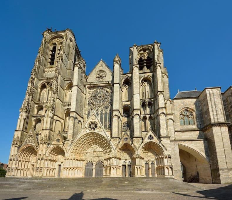 Apartament Logement Cosy - Proche Du Prado Bourges Zewnętrze zdjęcie